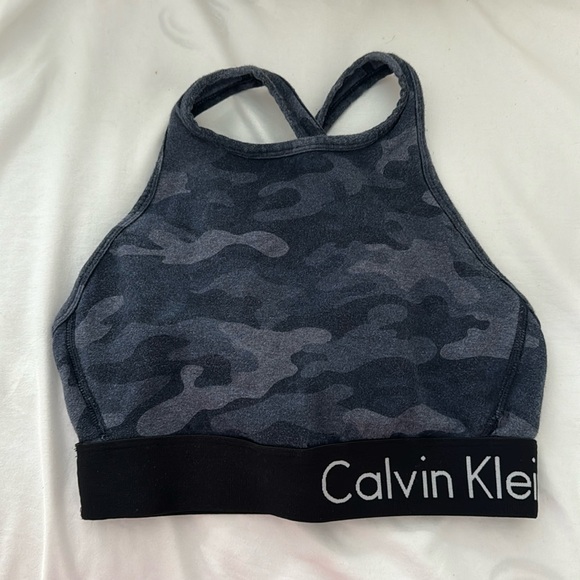 Calvin Klein performance sports bra - Picture 1 of 3